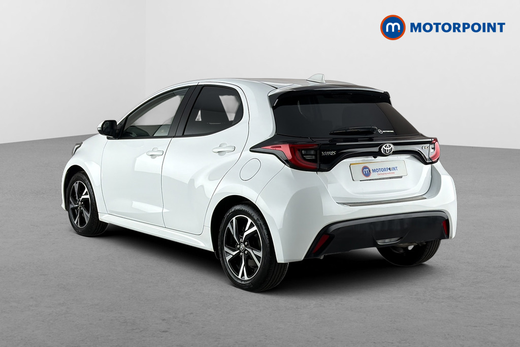 Toyota Yaris Design Automatic Petrol-Electric Hybrid Hatchback - Stock Number (1672912) - Drivers side rear corner