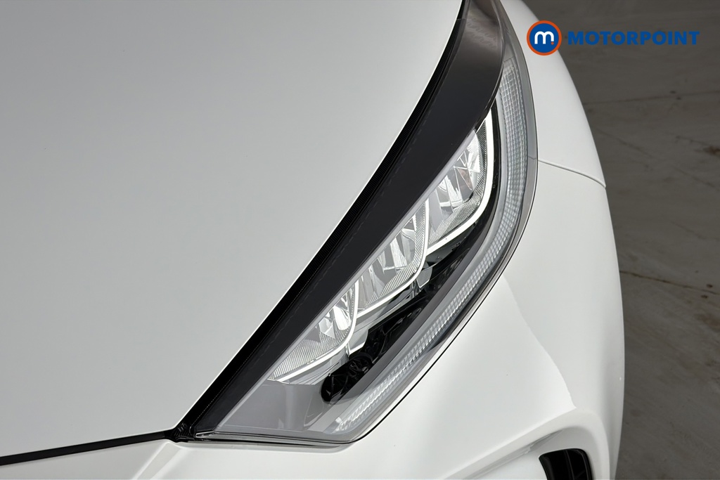 Toyota Yaris Design Automatic Petrol-Electric Hybrid Hatchback - Stock Number (1672912) - 42nd supplementary image