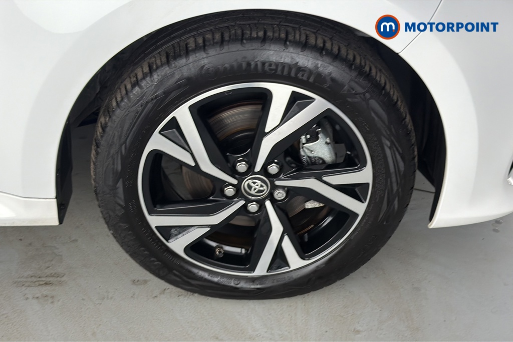Toyota Yaris Design Automatic Petrol-Electric Hybrid Hatchback - Stock Number (1672912) - 47th supplementary image
