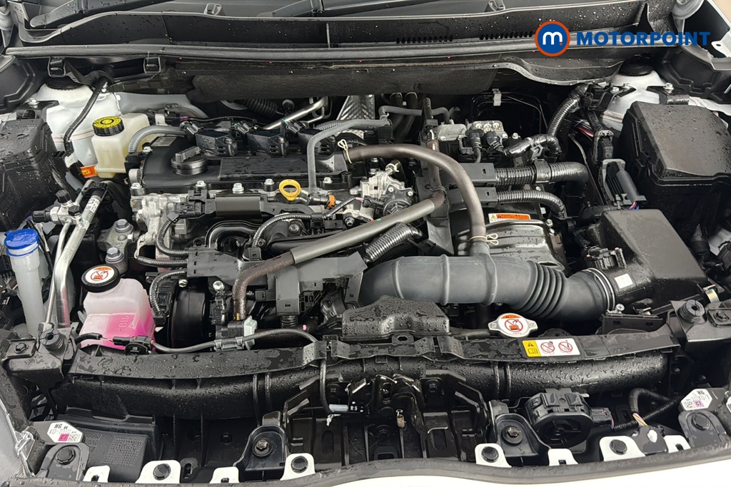Toyota Yaris Design Automatic Petrol-Electric Hybrid Hatchback - Stock Number (1672912) - 48th supplementary image