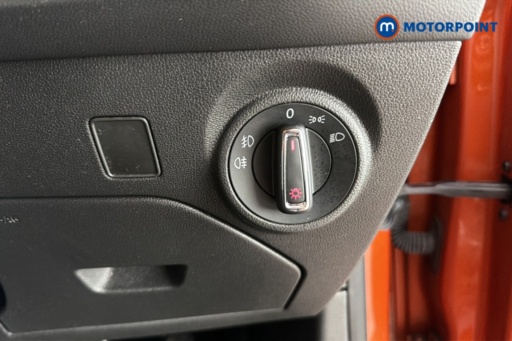 Seat Leon Se Dynamic Manual Petrol Hatchback - Stock Number (1673214) - 11th supplementary image