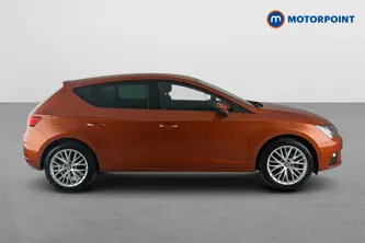 Seat Leon Se Dynamic Manual Petrol Hatchback - Stock Number (1673214) - Passenger side