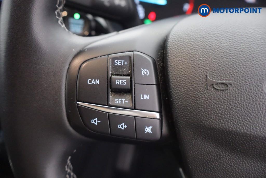 Ford Fiesta Titanium Automatic Petrol Hatchback - Stock Number (1673335) - 6th supplementary image