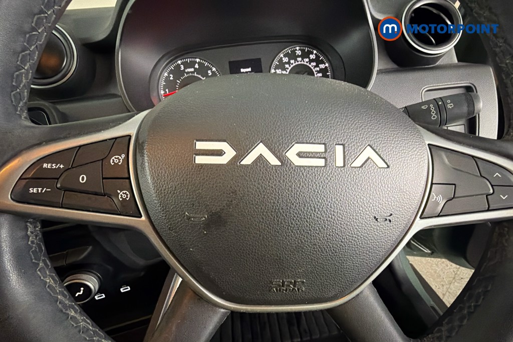 Dacia Duster Extreme Manual Petrol SUV - Stock Number (1673344) - 5th supplementary image