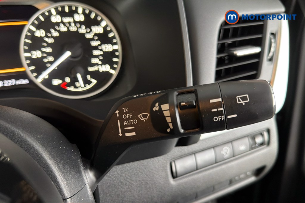 Nissan Qashqai Acenta Premium Automatic Petrol SUV - Stock Number (1673570) - 7th supplementary image