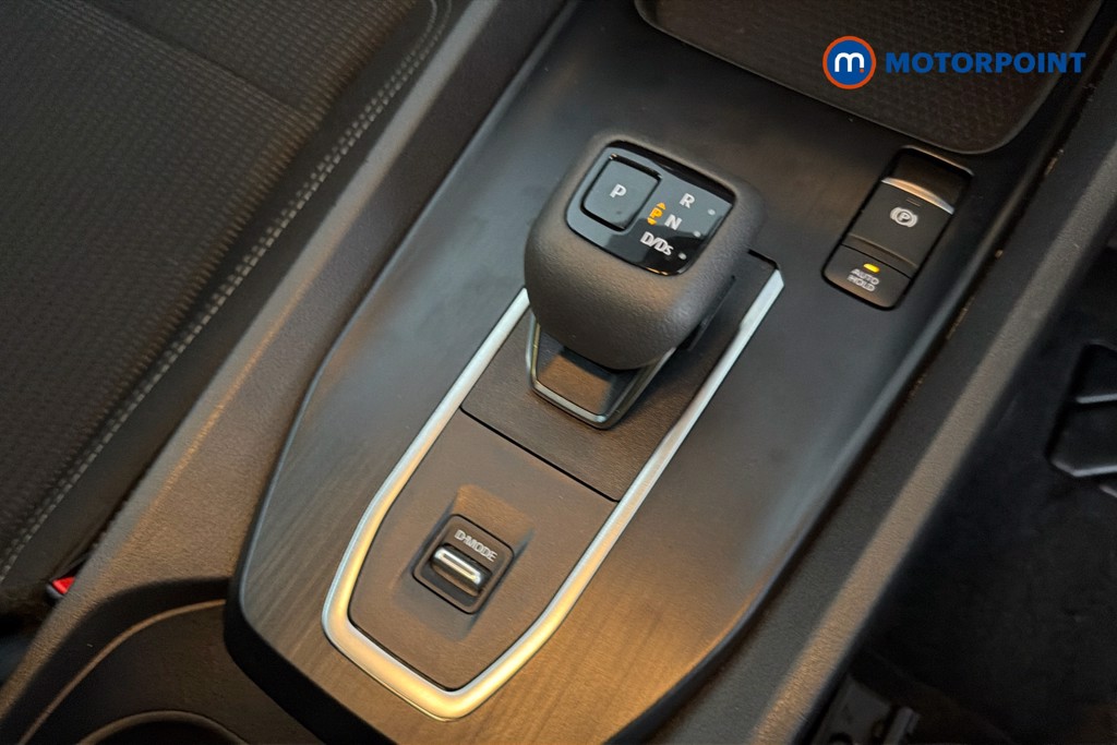 Nissan Qashqai Acenta Premium Automatic Petrol SUV - Stock Number (1673570) - 15th supplementary image