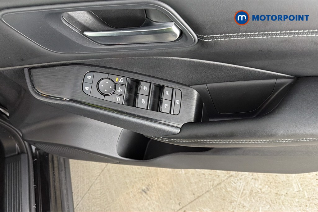 Nissan Qashqai Acenta Premium Automatic Petrol SUV - Stock Number (1673570) - 20th supplementary image