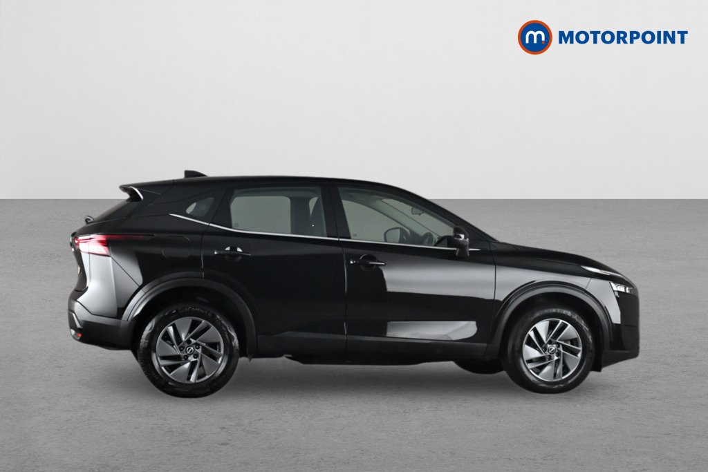 Nissan Qashqai Acenta Premium Automatic Petrol SUV - Stock Number (1673570) - Drivers side