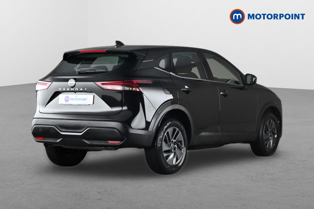 Nissan Qashqai Acenta Premium Automatic Petrol SUV - Stock Number (1673570) - Drivers side rear corner