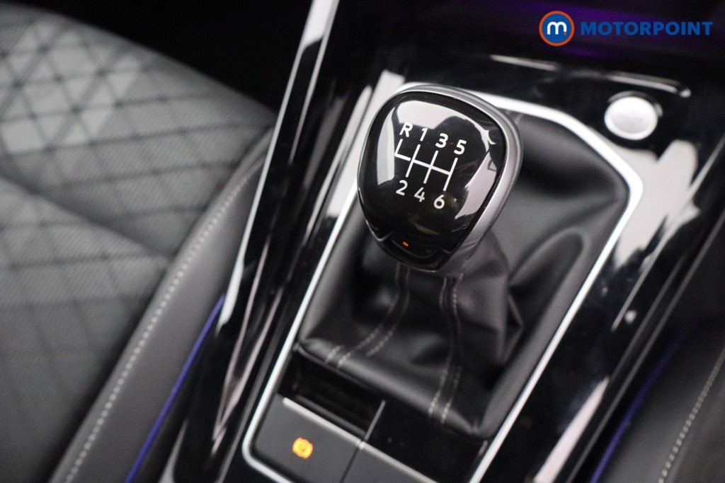 Volkswagen Golf Black Edition Manual Petrol Hatchback - Stock Number (1673579) - 3rd supplementary image