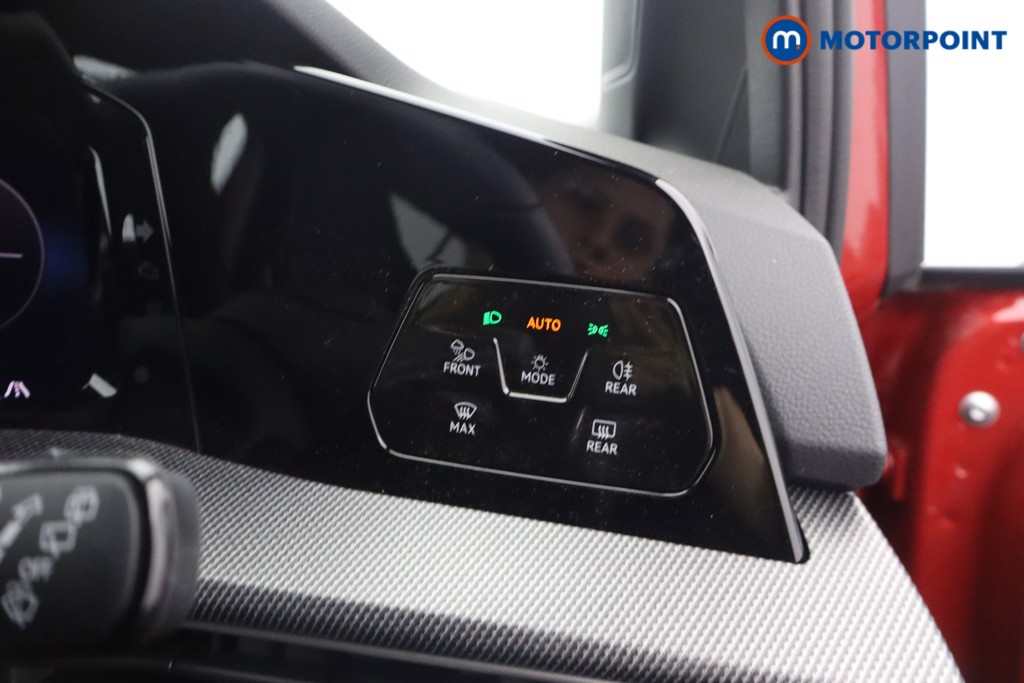Volkswagen Golf Black Edition Manual Petrol Hatchback - Stock Number (1673579) - 7th supplementary image