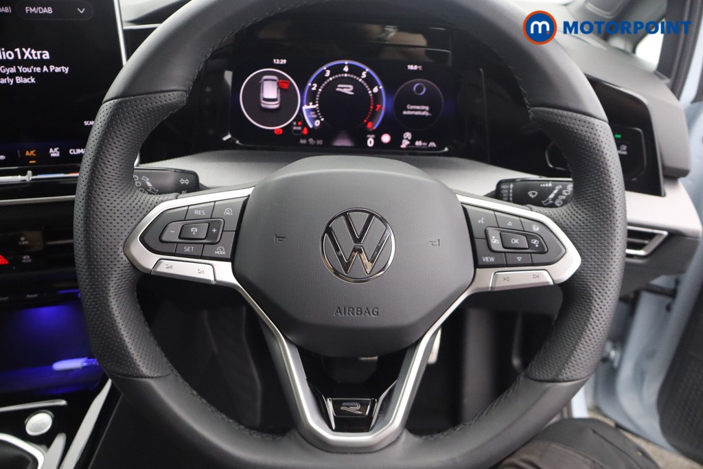 Volkswagen Golf R-Line Manual Petrol Hatchback - Stock Number (1673594) - 4th supplementary image