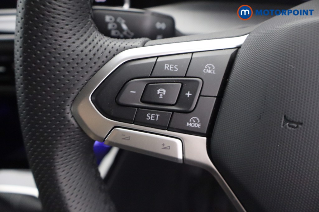 Volkswagen Golf R-Line Manual Petrol Hatchback - Stock Number (1673594) - 5th supplementary image