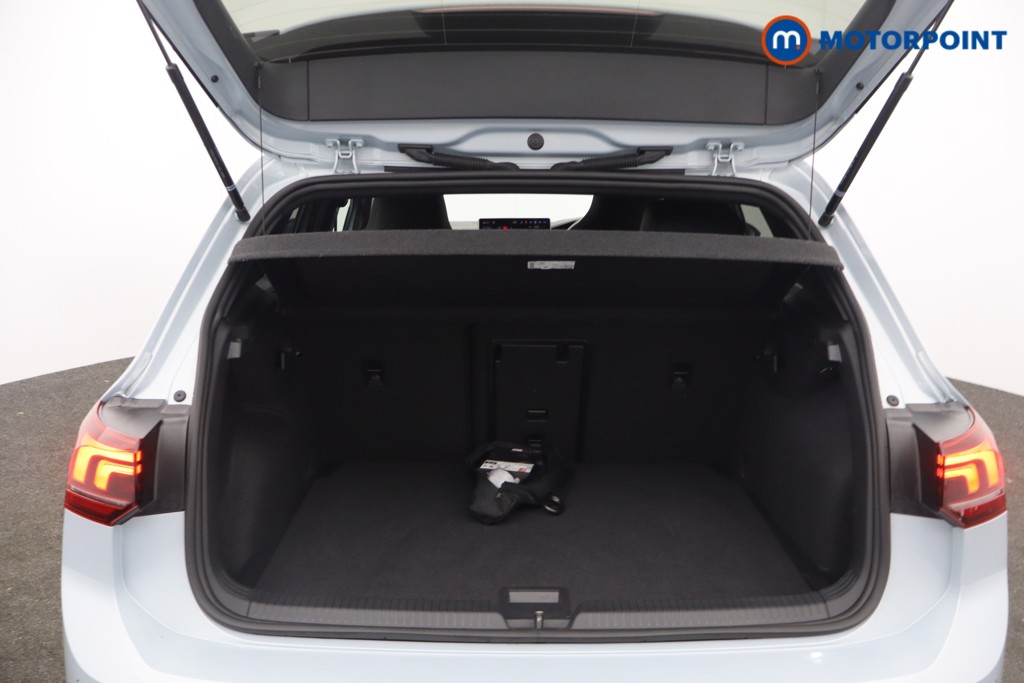 Volkswagen Golf R-Line Manual Petrol Hatchback - Stock Number (1673594) - 11th supplementary image