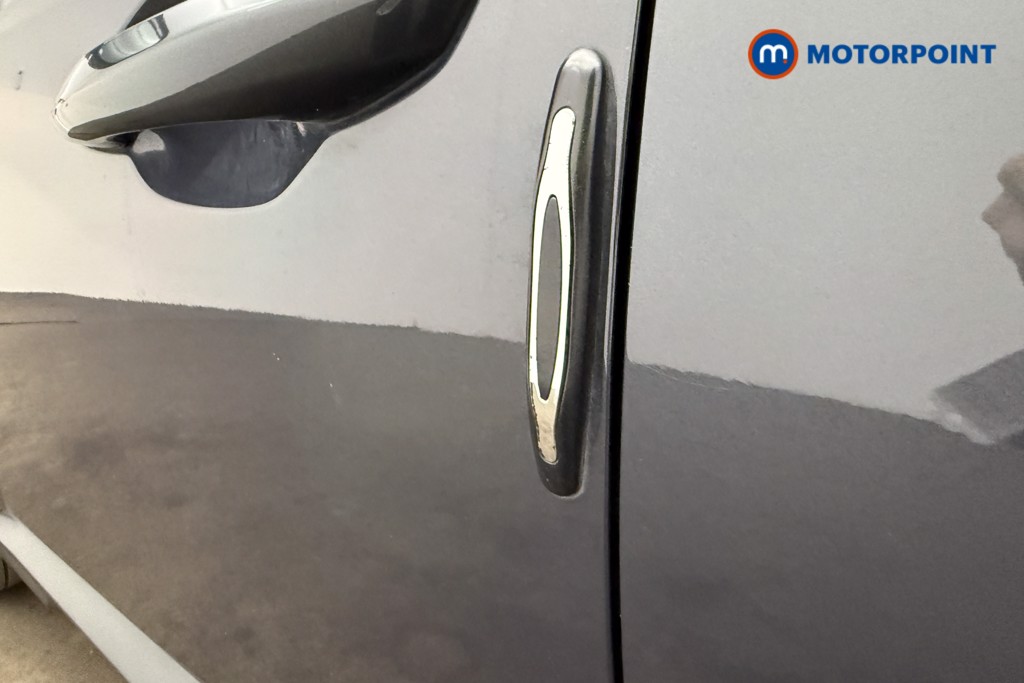 Hyundai Tucson Se Connect Manual Petrol SUV - Stock Number (1673739) - 4th supplementary image