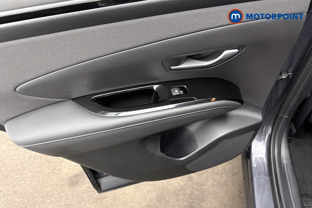 Hyundai Tucson Se Connect Manual Petrol SUV - Stock Number (1673739) - 9th supplementary image
