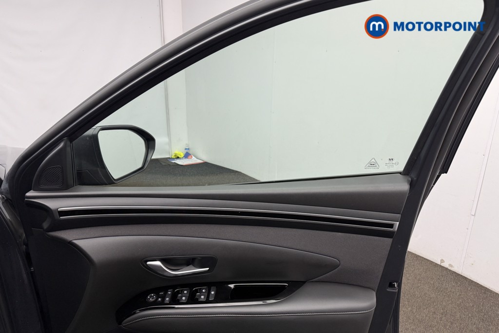 Hyundai Tucson Se Connect Manual Petrol SUV - Stock Number (1673739) - 25th supplementary image