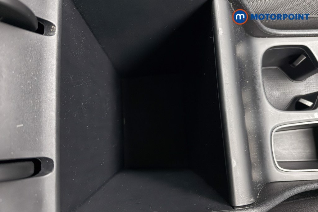 Hyundai Tucson Se Connect Manual Petrol SUV - Stock Number (1673739) - 39th supplementary image
