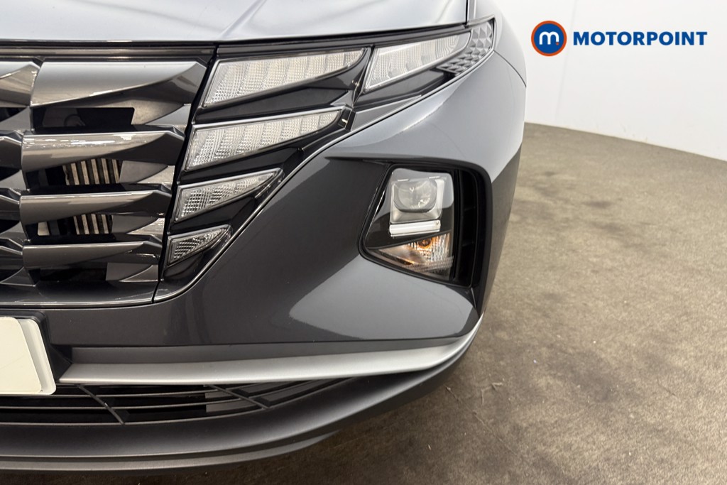 Hyundai Tucson Se Connect Manual Petrol SUV - Stock Number (1673739) - 1st supplementary image