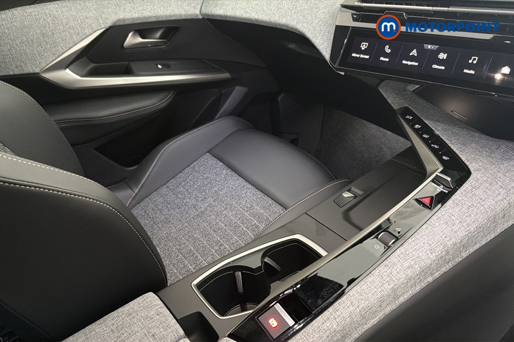 Peugeot 5008 Allure Premium Automatic Petrol SUV - Stock Number (1673764) - 15th supplementary image