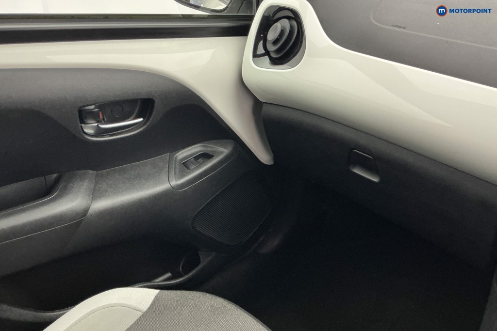 Toyota Aygo X-Press Manual Petrol Hatchback - Stock Number (1673780) - 11th supplementary image