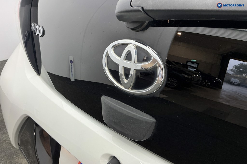 Toyota Aygo X-Press Manual Petrol Hatchback - Stock Number (1673780) - 24th supplementary image
