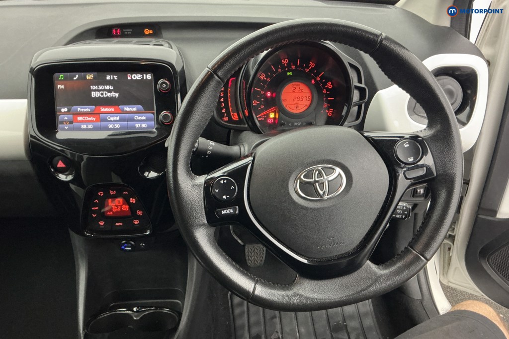 Toyota Aygo X-Press Manual Petrol Hatchback - Stock Number (1673780) - 1st supplementary image