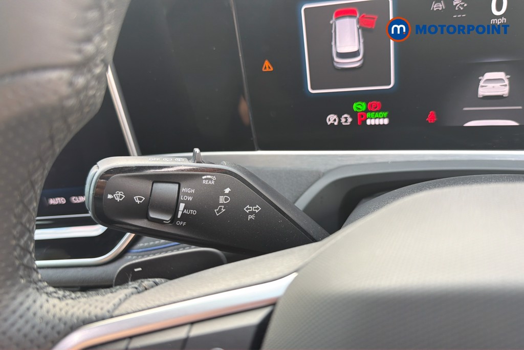 Volkswagen Passat R-Line Automatic Petrol Plug-In Hybrid Estate - Stock Number (1673785) - 16th supplementary image