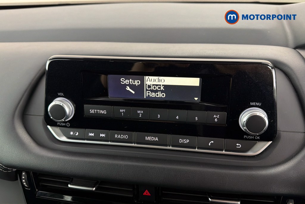 Nissan Qashqai Visia Manual Petrol SUV - Stock Number (1673870) - 16th supplementary image