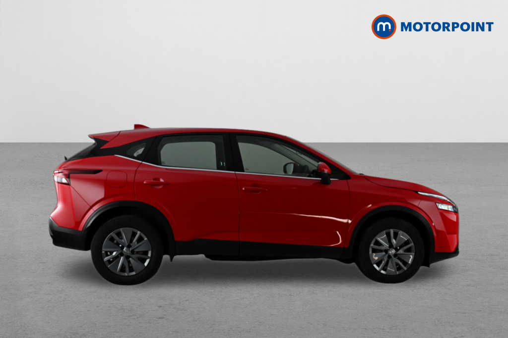 Nissan Qashqai Visia Manual Petrol SUV - Stock Number (1673870) - Drivers side