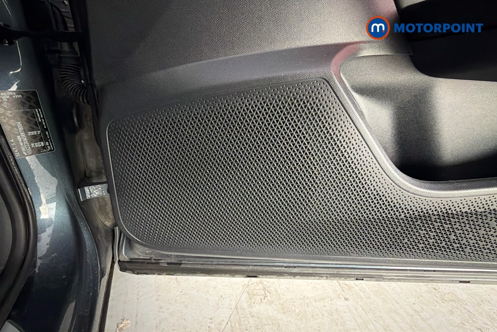Cupra Formentor V2 Automatic Petrol Plug-In Hybrid SUV - Stock Number (1673900) - 21st supplementary image