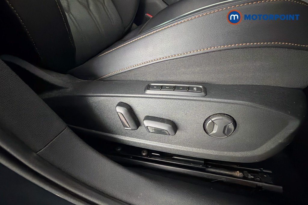 Cupra Formentor V2 Automatic Petrol Plug-In Hybrid SUV - Stock Number (1673900) - 25th supplementary image