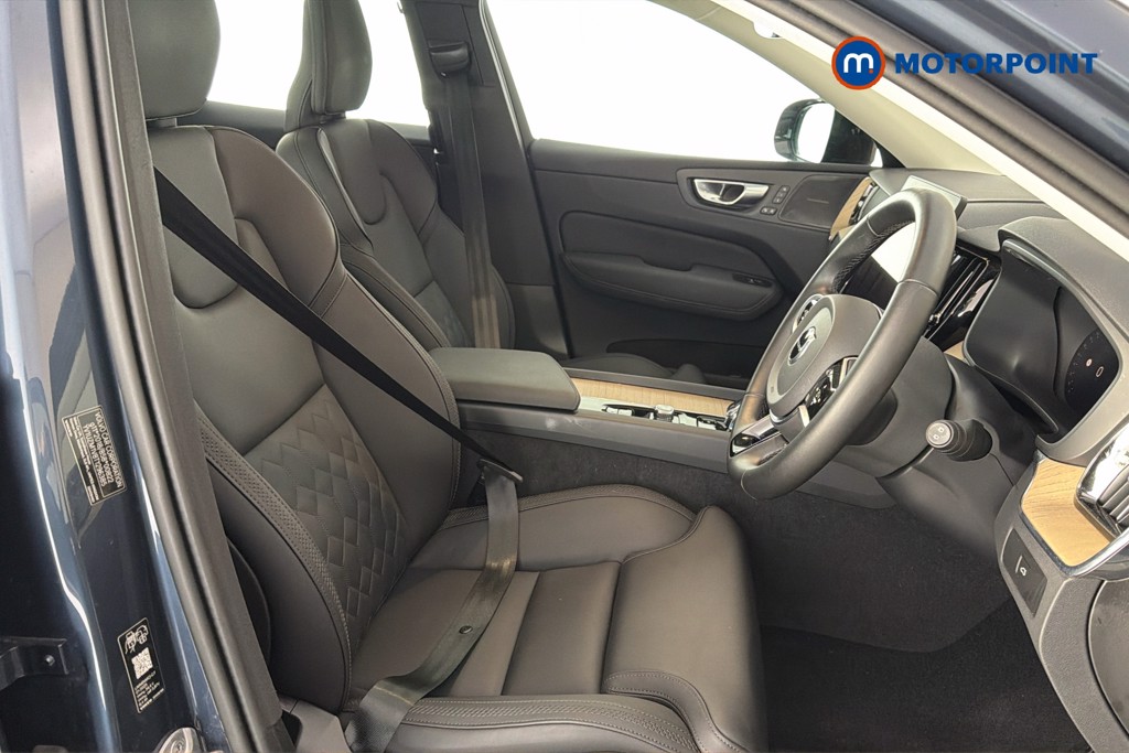 Volvo Xc60 Plus Automatic Petrol SUV - Stock Number (1673927) - 22nd supplementary image