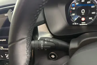 Volvo Xc40 Core Automatic Petrol Plug-In Hybrid SUV - Stock Number (1673931) - 5th supplementary image