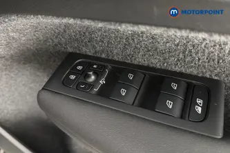 Volvo Xc40 Core Automatic Petrol Plug-In Hybrid SUV - Stock Number (1673931) - 19th supplementary image