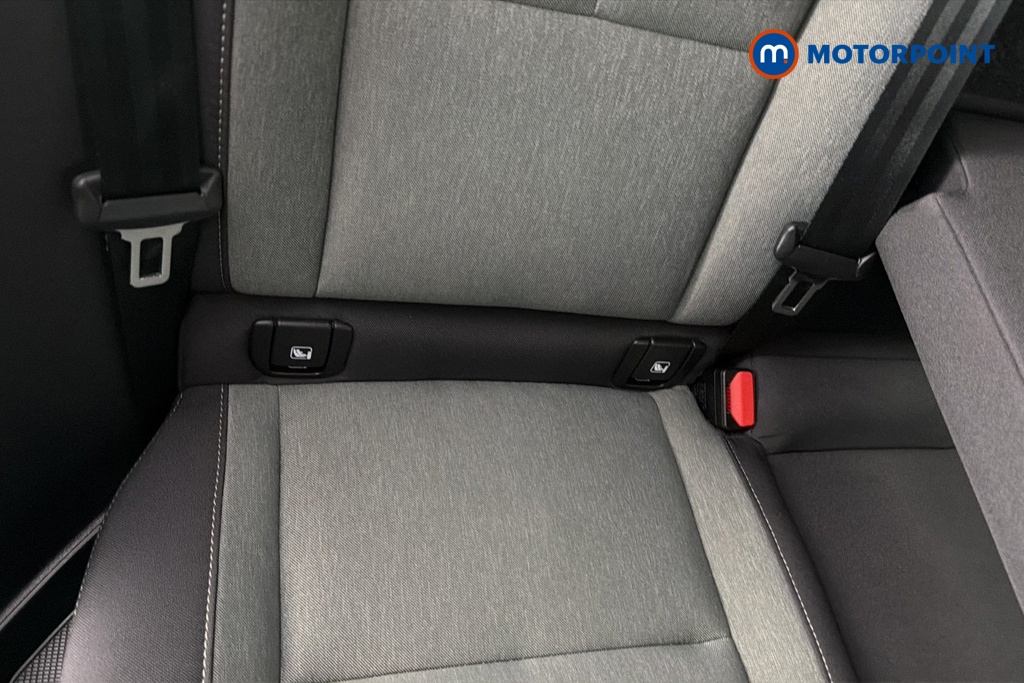 Volvo Xc40 Core Automatic Petrol Plug-In Hybrid SUV - Stock Number (1673931) - 27th supplementary image