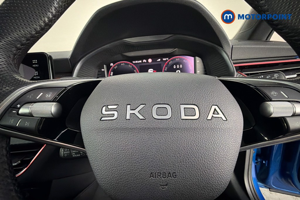Skoda Kamiq Monte Carlo Edition Automatic Petrol SUV - Stock Number (1673976) - 5th supplementary image