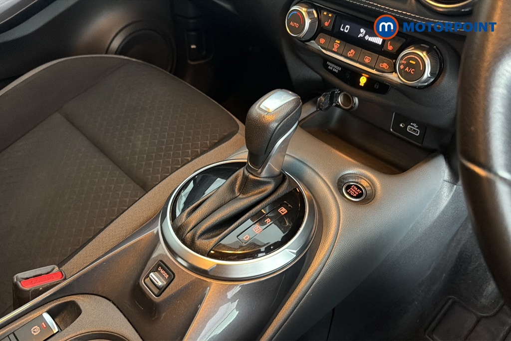 Nissan Juke N-Connecta Automatic Petrol SUV - Stock Number (1674053) - 15th supplementary image