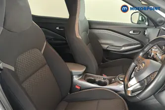 Nissan Juke N-Connecta Automatic Petrol SUV - Stock Number (1674053) - 22nd supplementary image