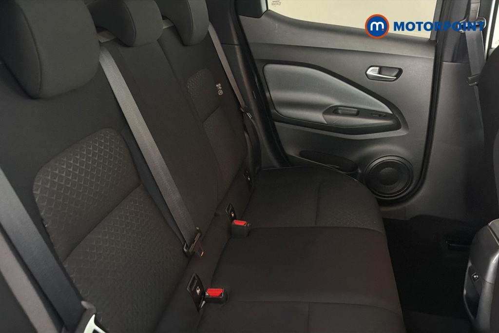 Nissan Juke N-Connecta Automatic Petrol SUV - Stock Number (1674053) - 25th supplementary image
