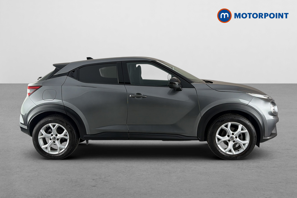 Nissan Juke N-Connecta Automatic Petrol SUV - Stock Number (1674053) - Passenger side