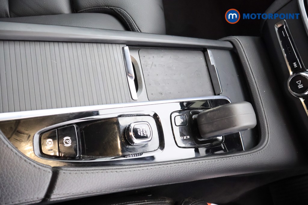 Volvo V90 Momentum Automatic Diesel Estate - Stock Number (1674228) - 9th supplementary image