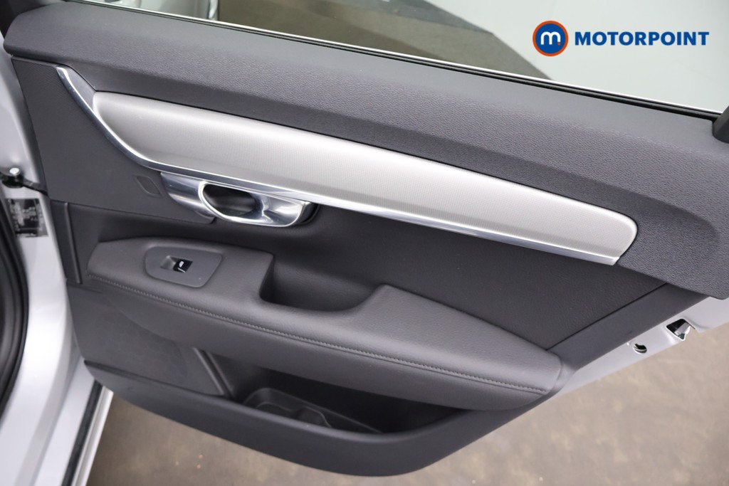 Volvo V90 Momentum Automatic Diesel Estate - Stock Number (1674228) - 20th supplementary image