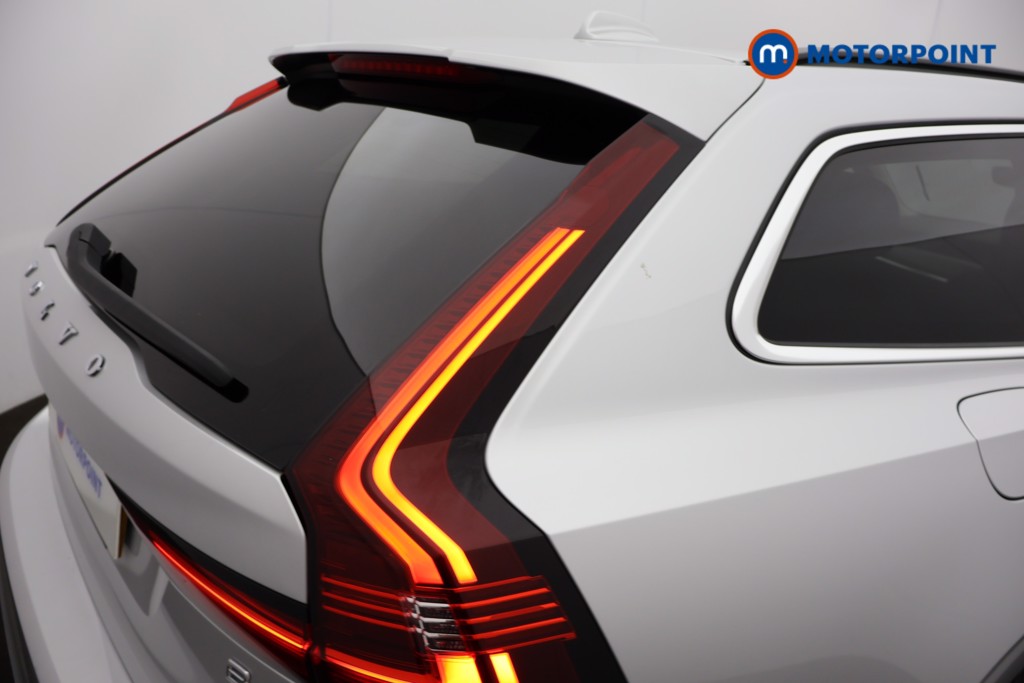Volvo V90 Momentum Automatic Diesel Estate - Stock Number (1674228) - 28th supplementary image