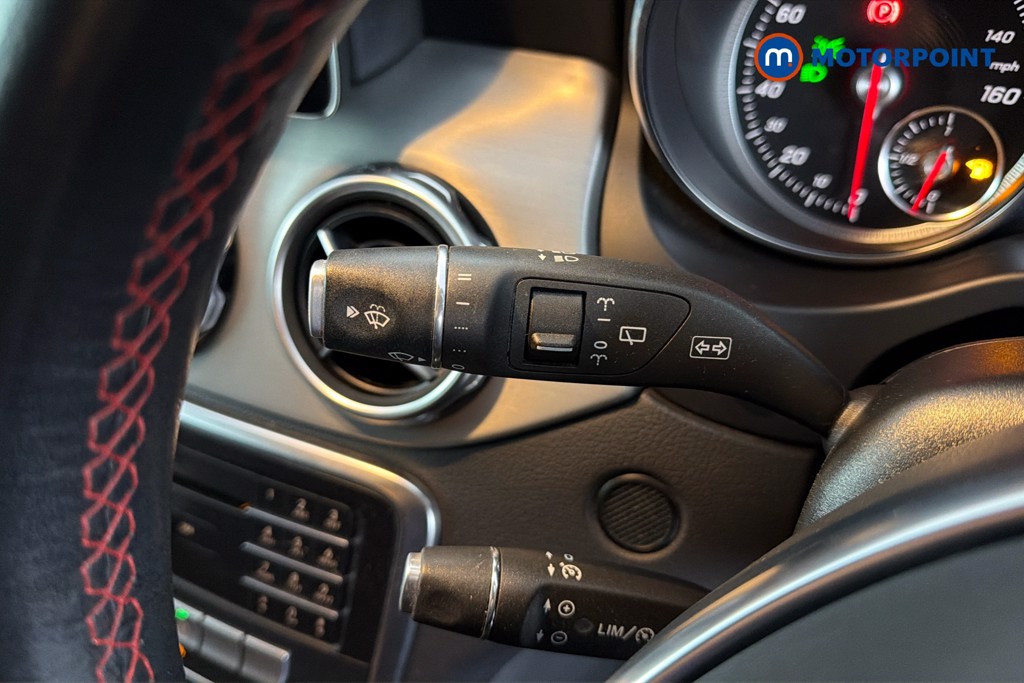 Mercedes-Benz GLA Amg Line Manual Petrol SUV - Stock Number (1674244) - 6th supplementary image