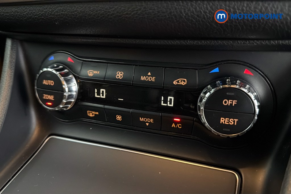 Mercedes-Benz GLA Amg Line Manual Petrol SUV - Stock Number (1674244) - 12th supplementary image