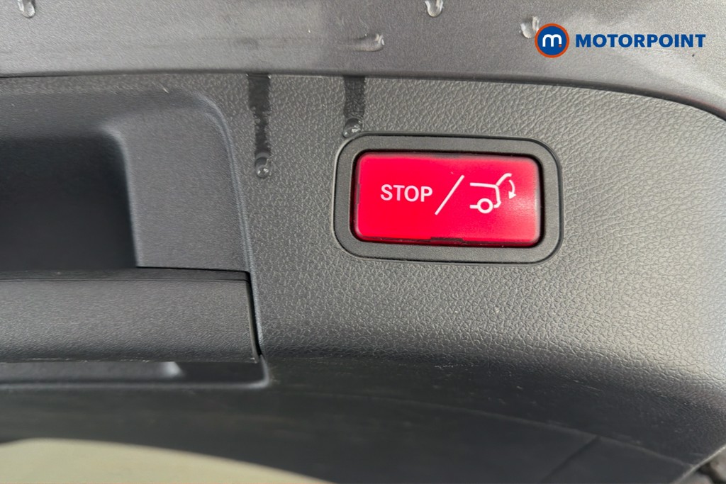Mercedes-Benz GLA Amg Line Manual Petrol SUV - Stock Number (1674244) - 35th supplementary image