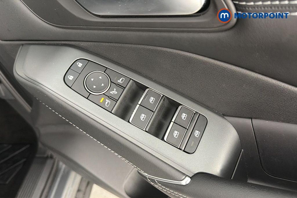 Nissan Qashqai N-Connecta Automatic Petrol SUV - Stock Number (1674247) - 19th supplementary image