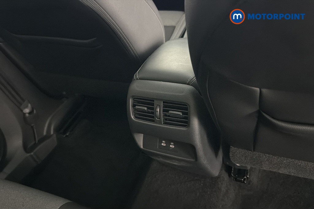 Nissan Qashqai N-Connecta Automatic Petrol SUV - Stock Number (1674247) - 28th supplementary image