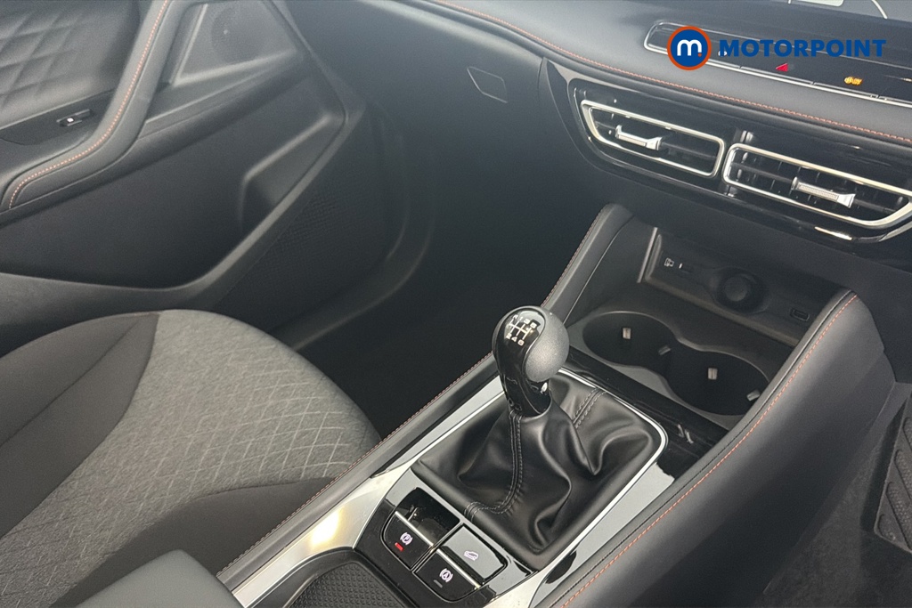 Mg Motor Uk HS SE Manual Petrol SUV - Stock Number (1674921) - 15th supplementary image